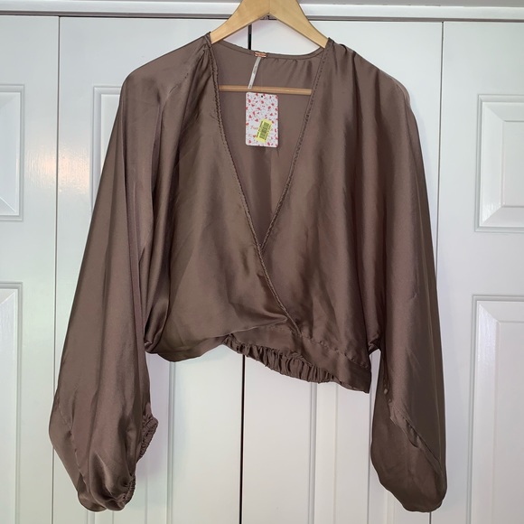 Free People, Brand New, Puff Sleeve, Crop Top - Picture 5 of 6